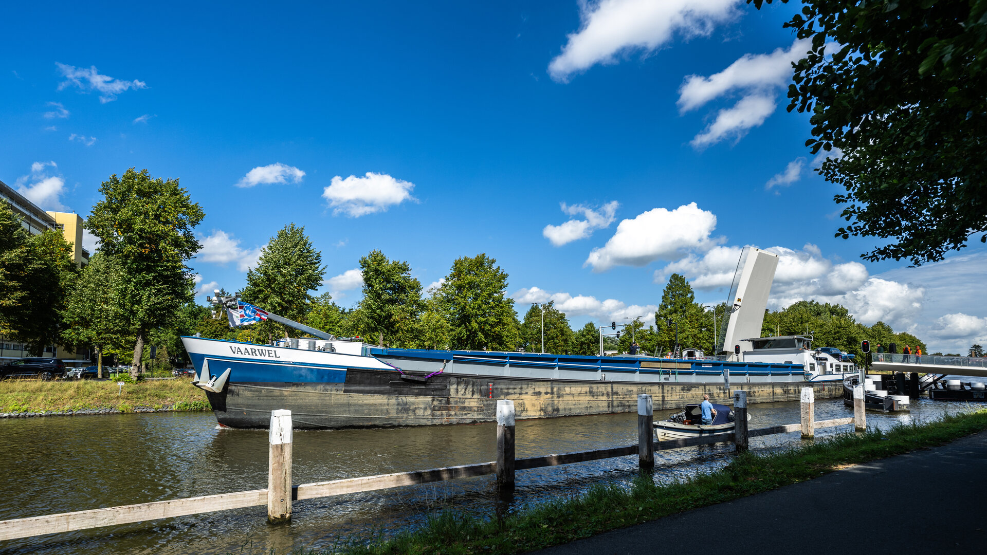 PLATO arrivant en bateau aux Pays Bas